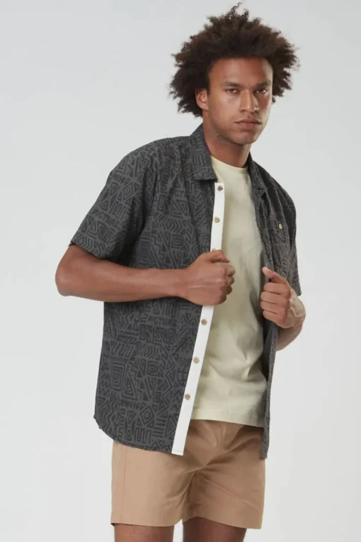 Mens Mataikona Short Sleeve Shirt