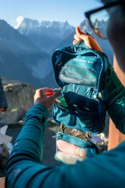 Ultralight Zip Organizer