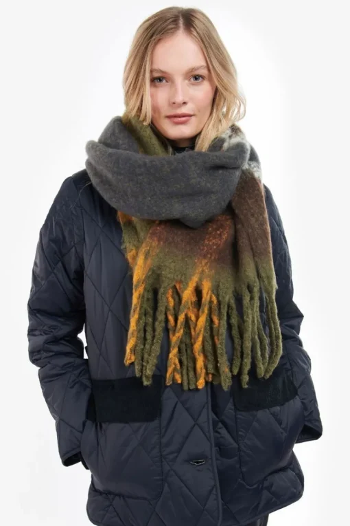 Womens Isla Tartan Boucle Scarf